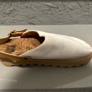 Reef White and Tan Slip-On Sandals